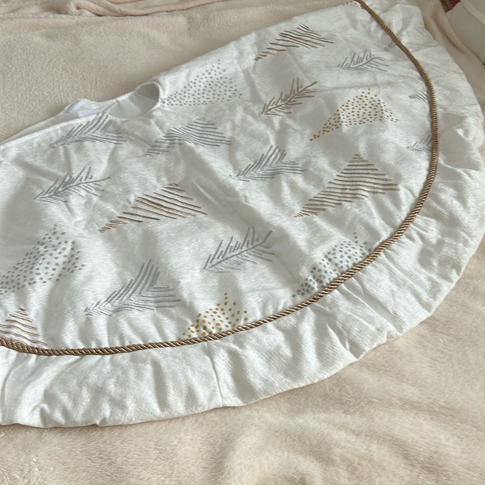 Tree Skirt